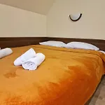 Деревянный коттедж Rebeka