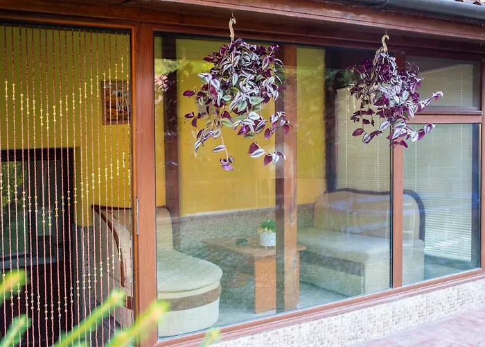 Rebeka אכסניה טריאבנה