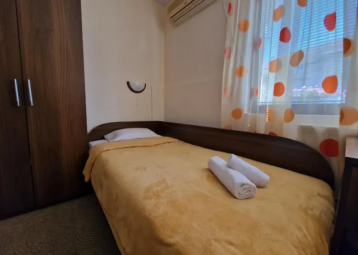 Rebeka * טריאבנה