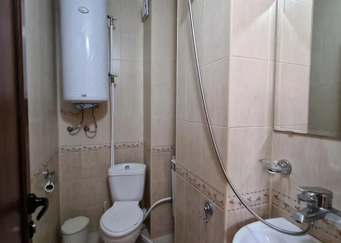 Rebeka Jaktstuga Trjavna